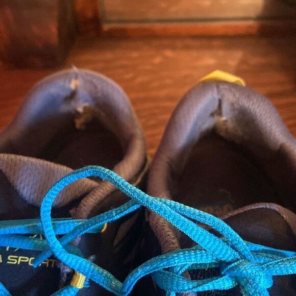 La Sportiva men’s trail shoes - size 10.5 blue, black and yellow - Picture 5 of 11